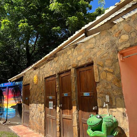 Las Chelitas Popoyo Beach Club Exterior photo
